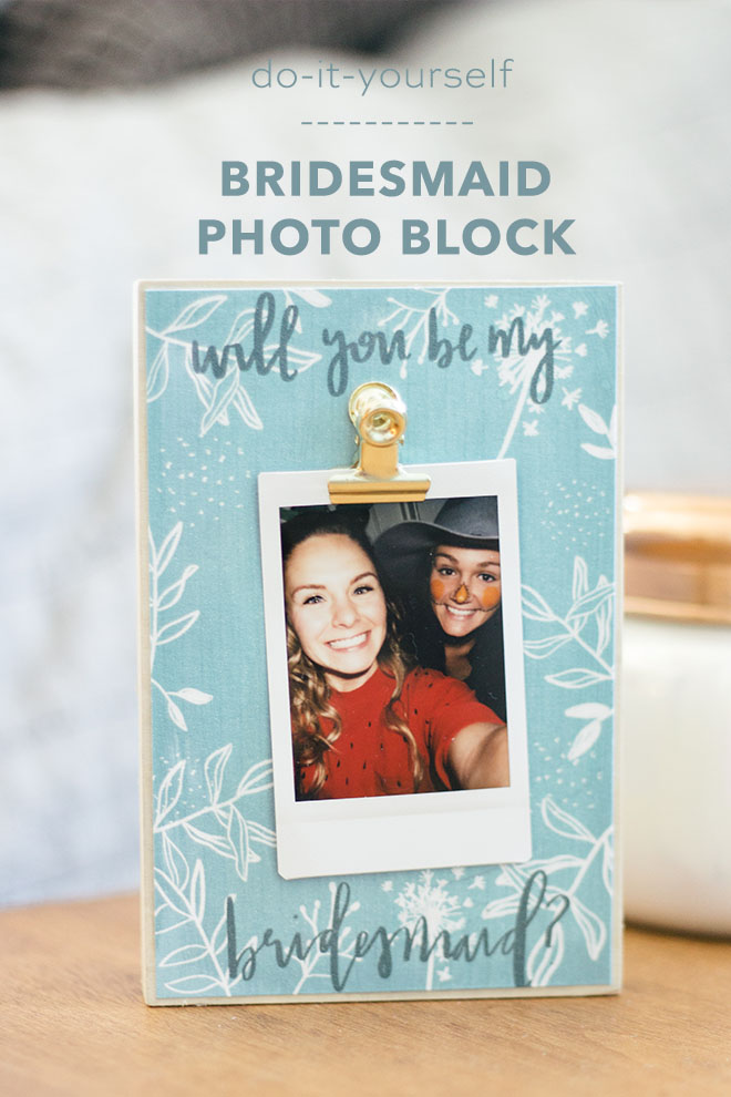 WOW your bridesmaids will love this DIY photo holder!