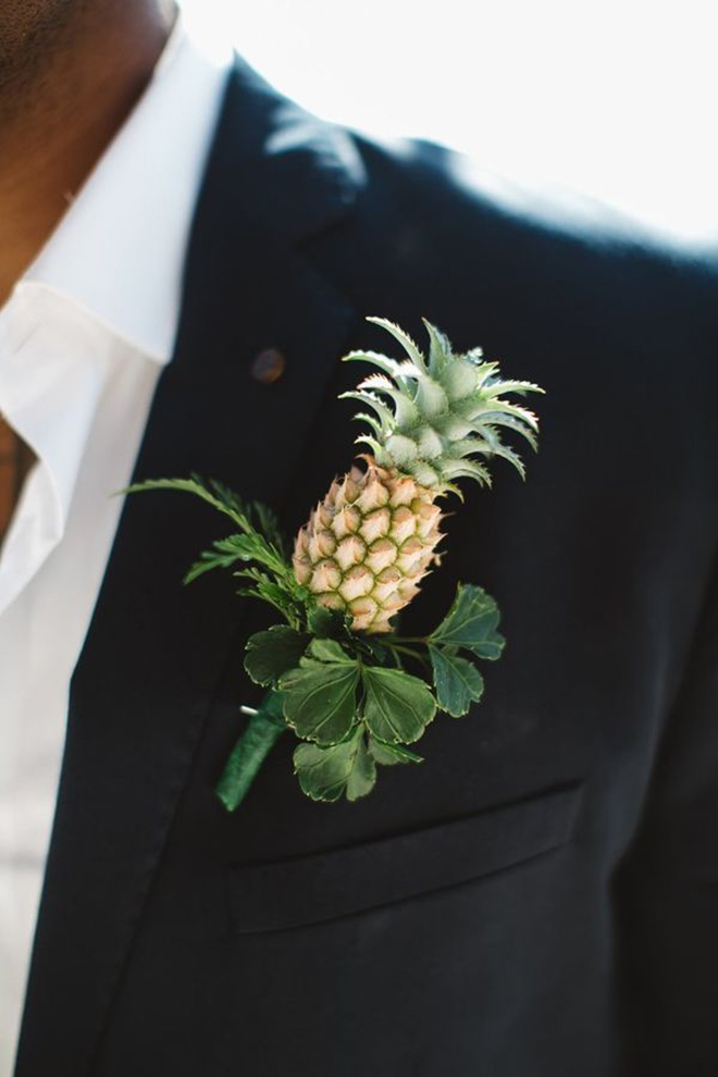 15 Unique Boutonnieres 