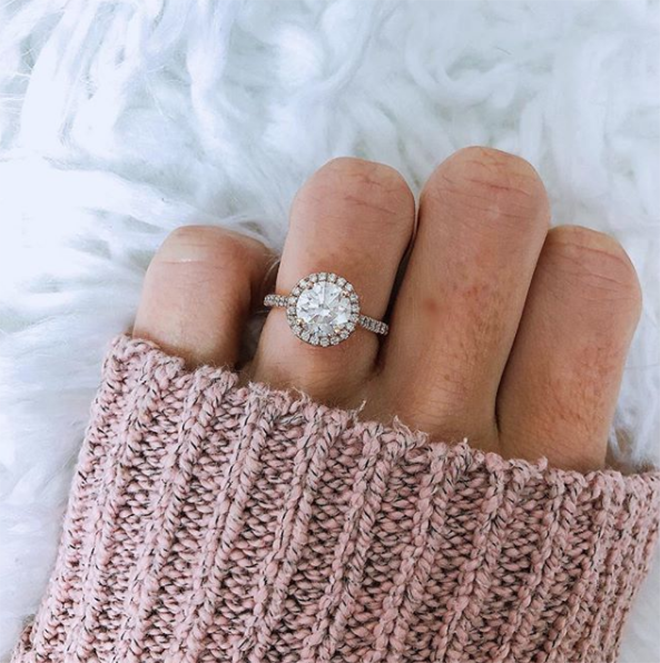 10 Tips For a Perfect Ring Selfie