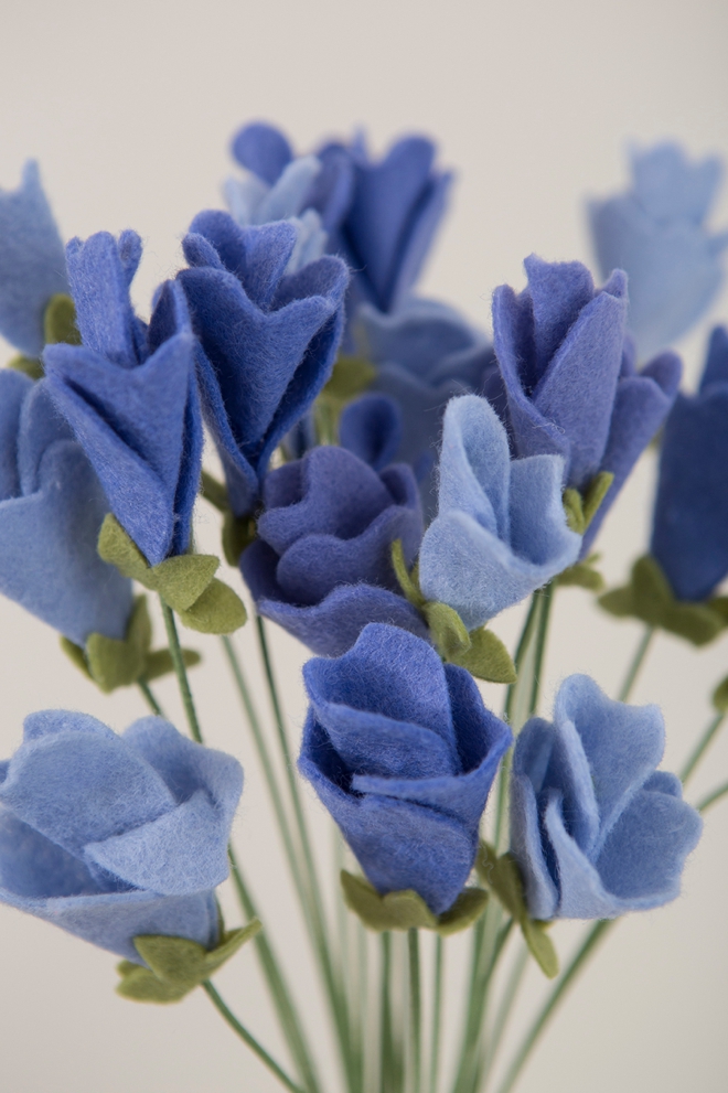 How to make the most adorable sweet pea flowers out of felt!
