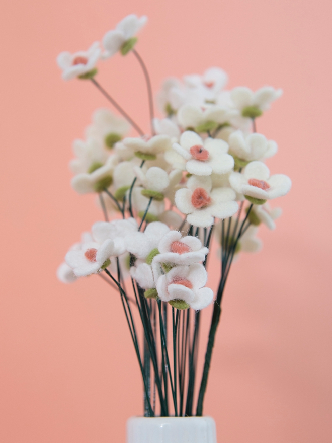 How to make the most adorable little wax flowers out of felt!