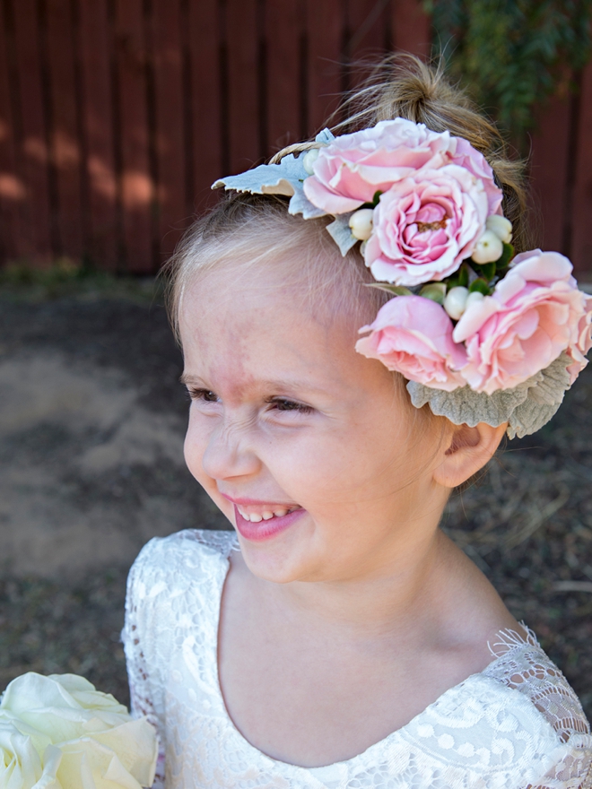 How to make gorgeous flower crowns in three different ways!
