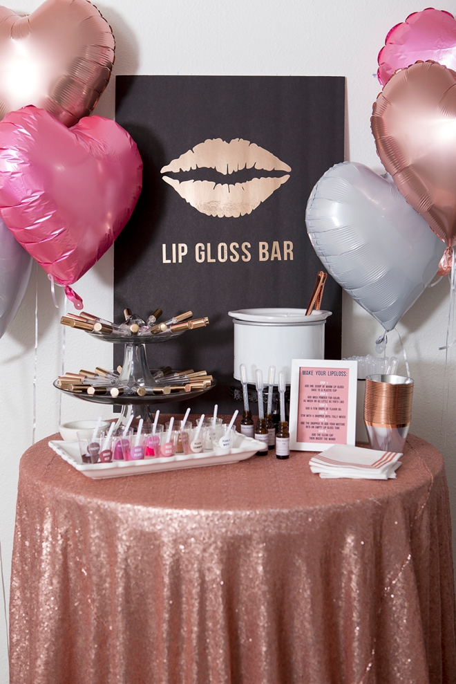 WOW, this DIY lip gloss bar is amazing!!