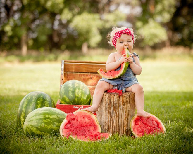 Watermelon smash cake alternative, great idea!