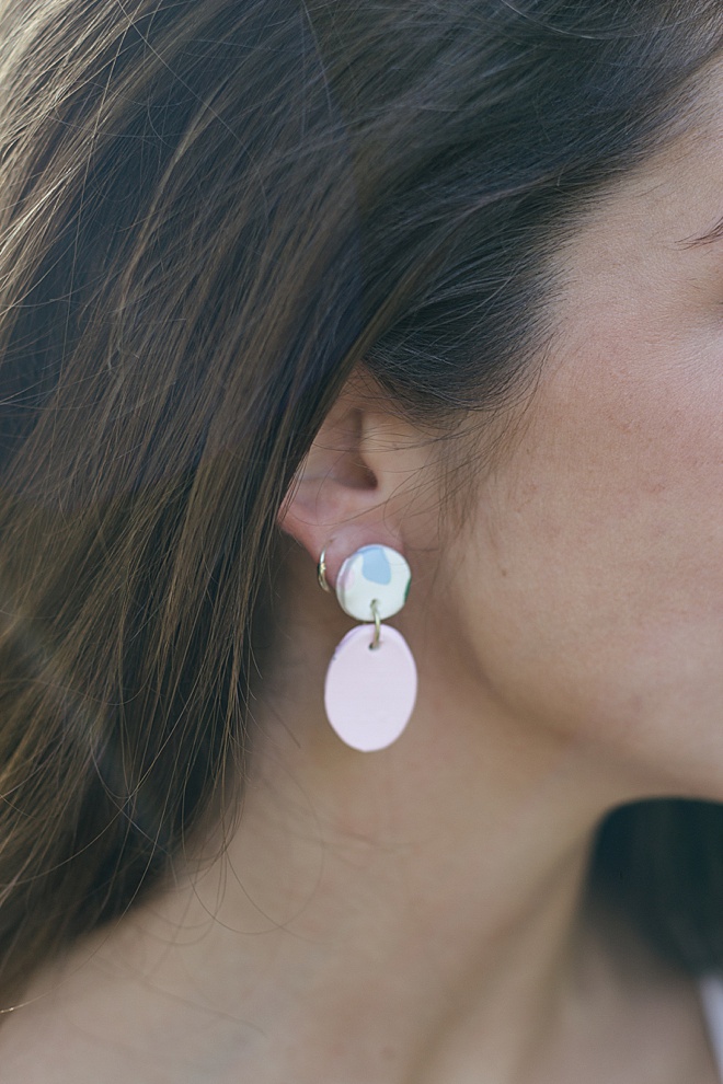 These clay baked earrings are modern and easy to make! You can gift them to your bridesmaid and also make a pair for yourself!