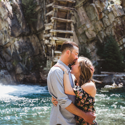 We're currently crushing on this fun couple and their playful engagement session on the blog now!