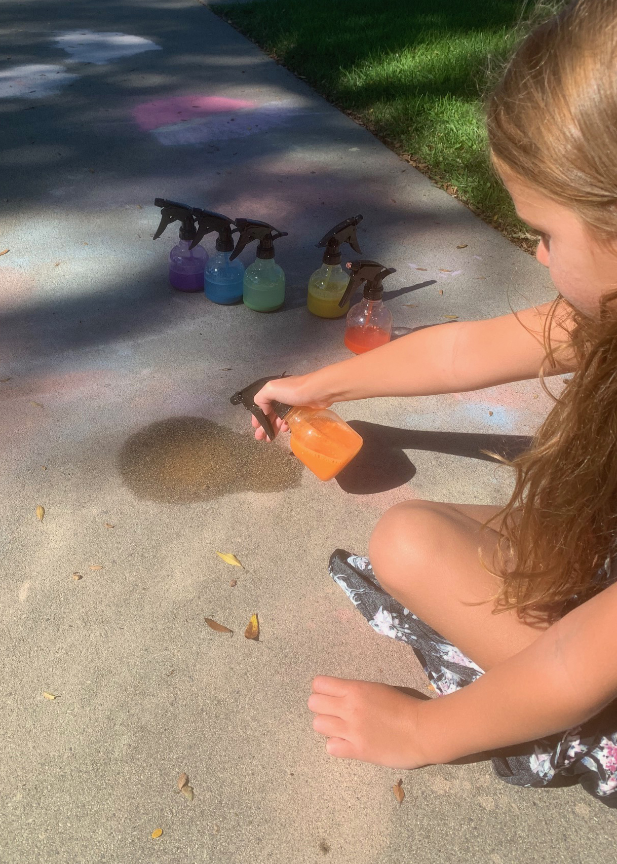 Learn how to make your own chalk spray, the easy way!