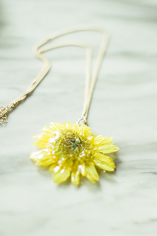 Pressed Forget me not flower pendant necklace, Resin necklace | 13thpsyche–  13th Psyche