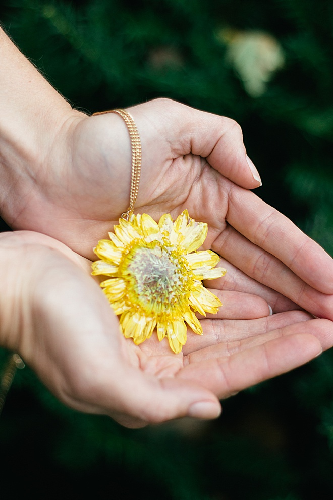 Preserve your wedding flowers with this simple resin pressed flower DIY!