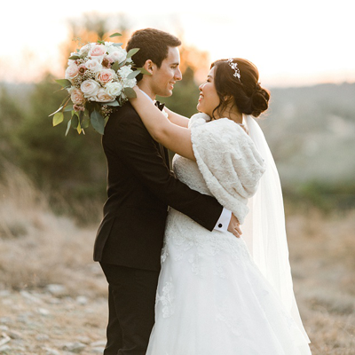 OMG! We're obsessed with this dreamy DIY Winter wedding on the blog today!