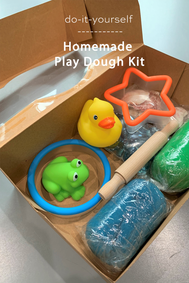 How to make and AWESOME play dough kit with homemade play dough!