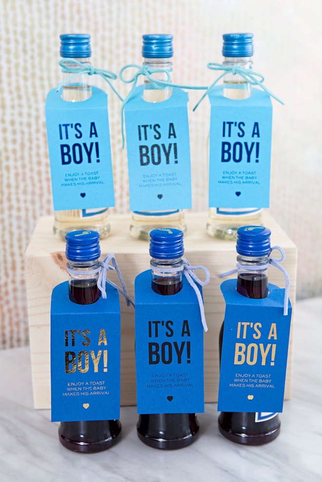 These DIY It's a Boy mini wine favors are the cutest!