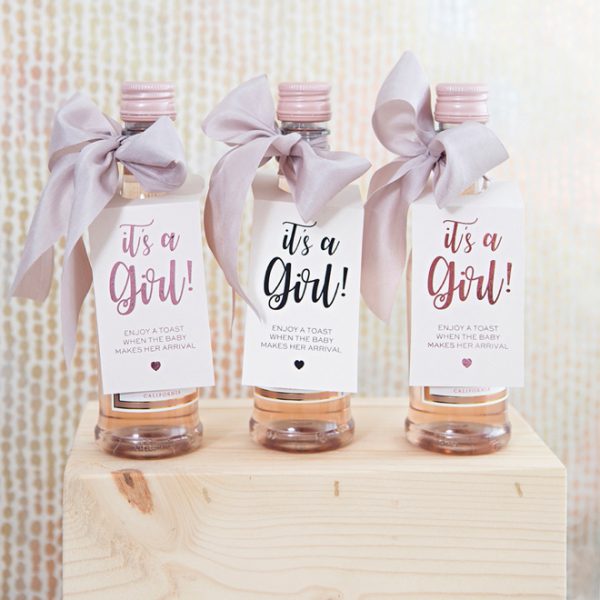 These DIY Baby Shower MiniWine Favors Are Just TOO Cute!