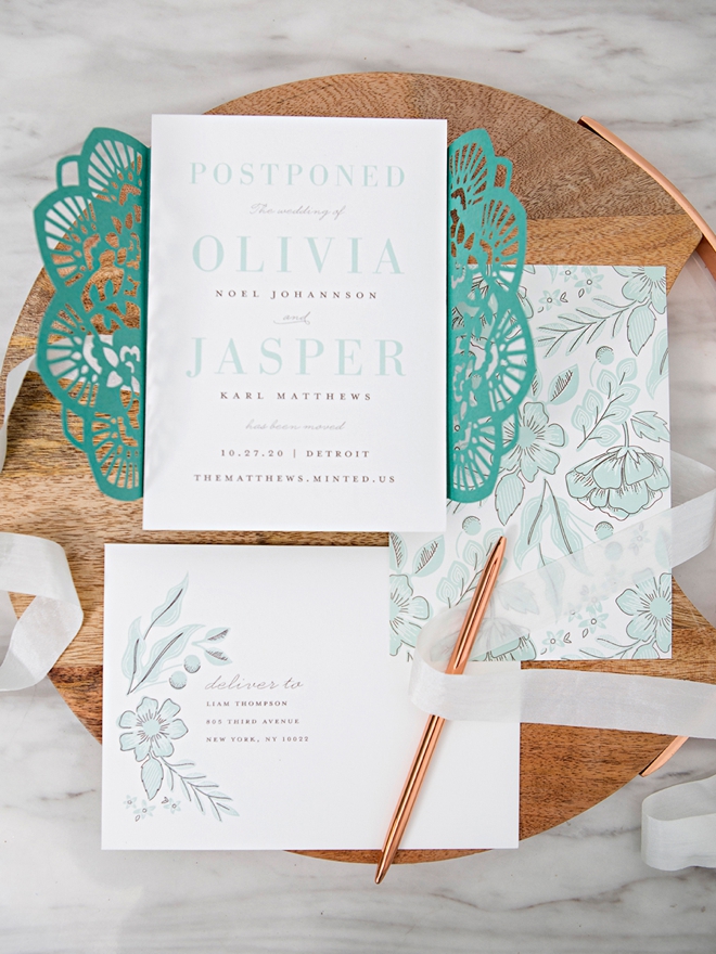 Learn how to make your own custom invitation wraps!