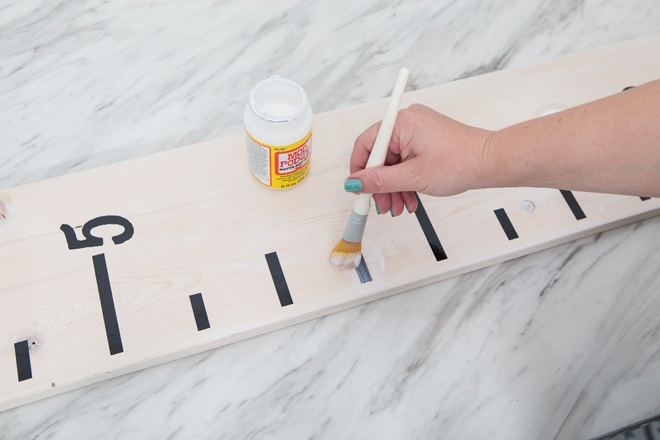 DIY personalized kids growth chart with Cricut Joy!