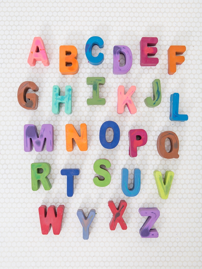 How to make marbled alphabet crayons!