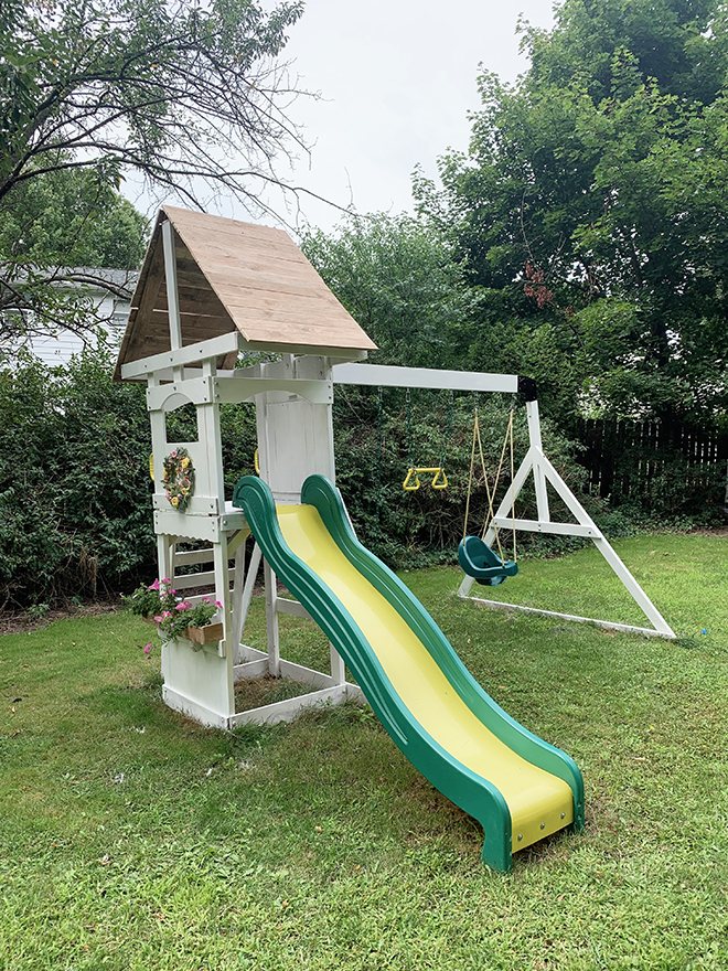 You have to see this DIY basic play set update!