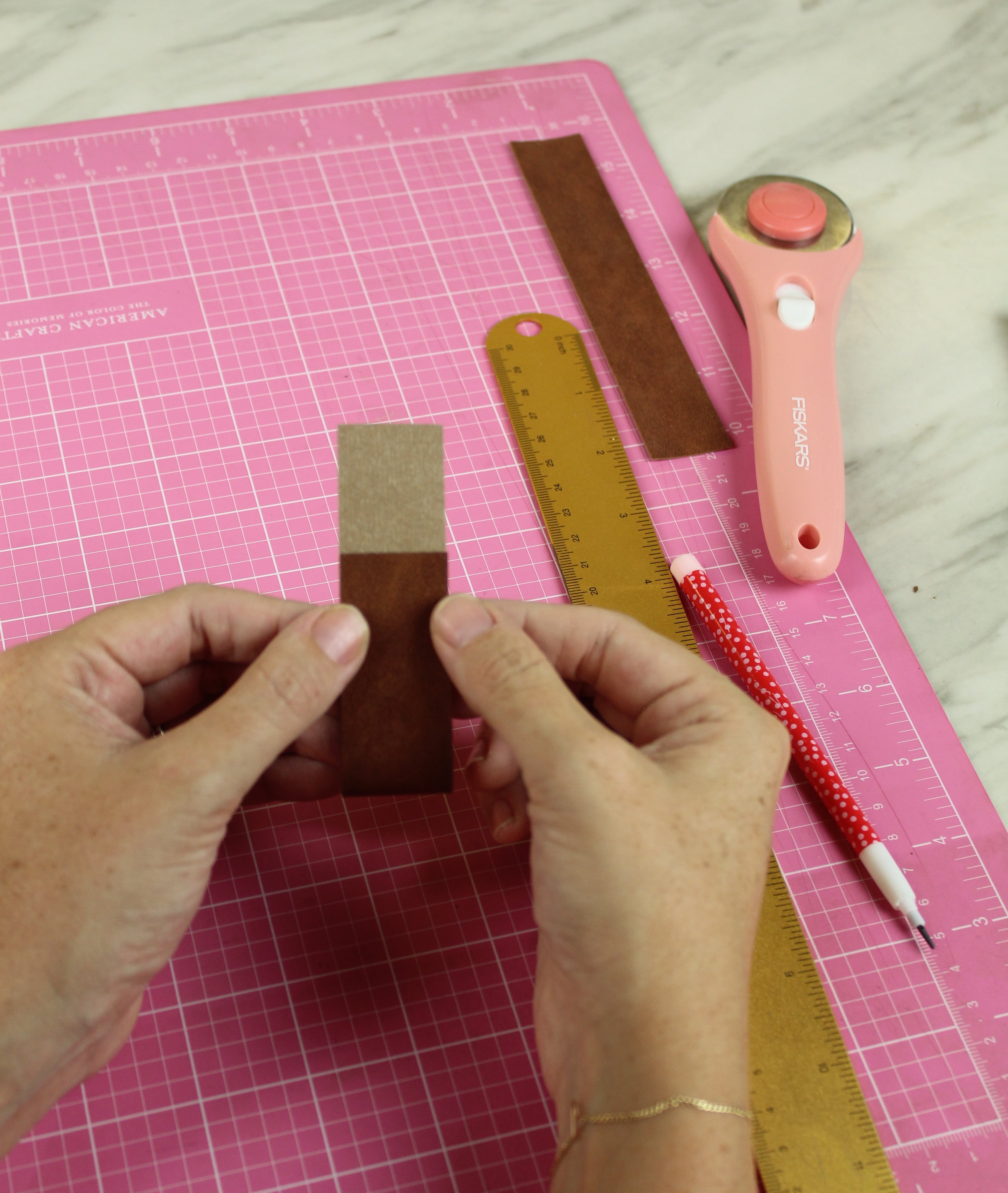 You do NOT want to miss these DIY Modern Drawer Pulls!