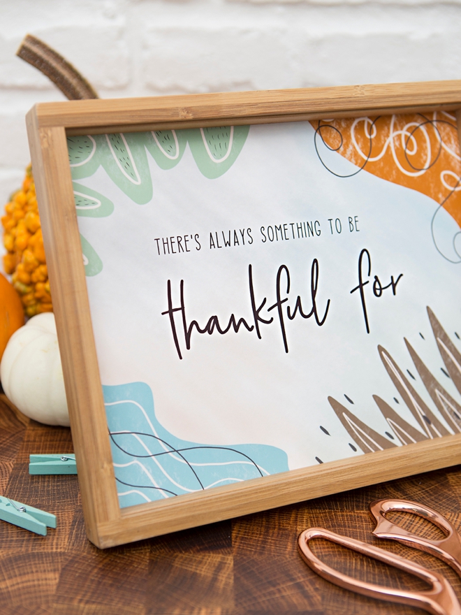 Print these modern Thanksgiving designs for free!