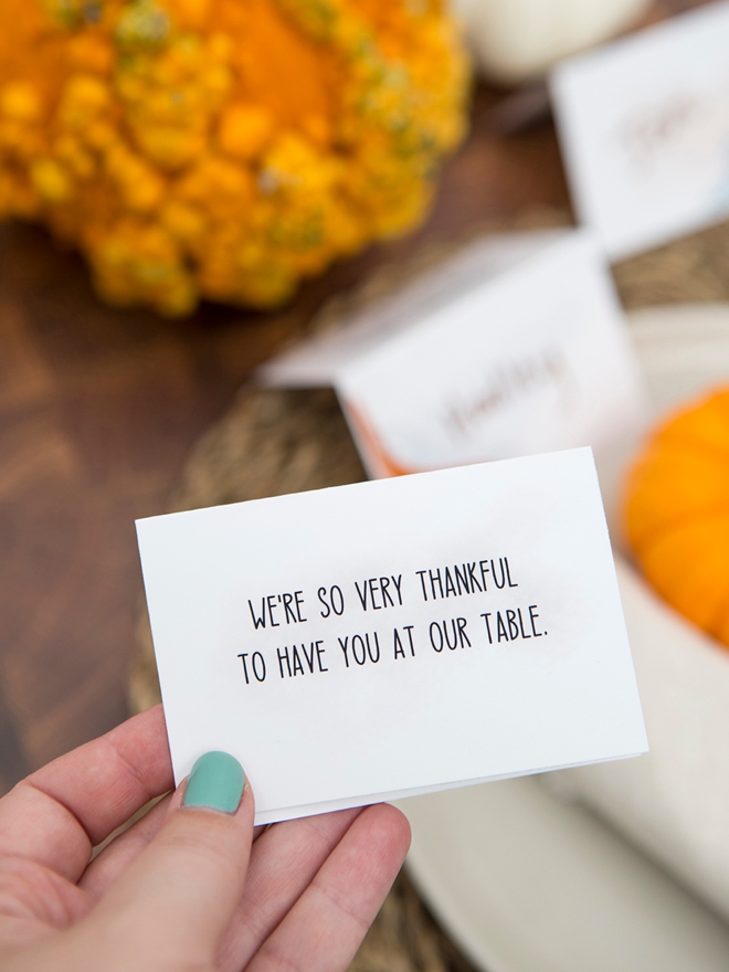 Free printable Thanksgiving decor signs, seating cards and more!