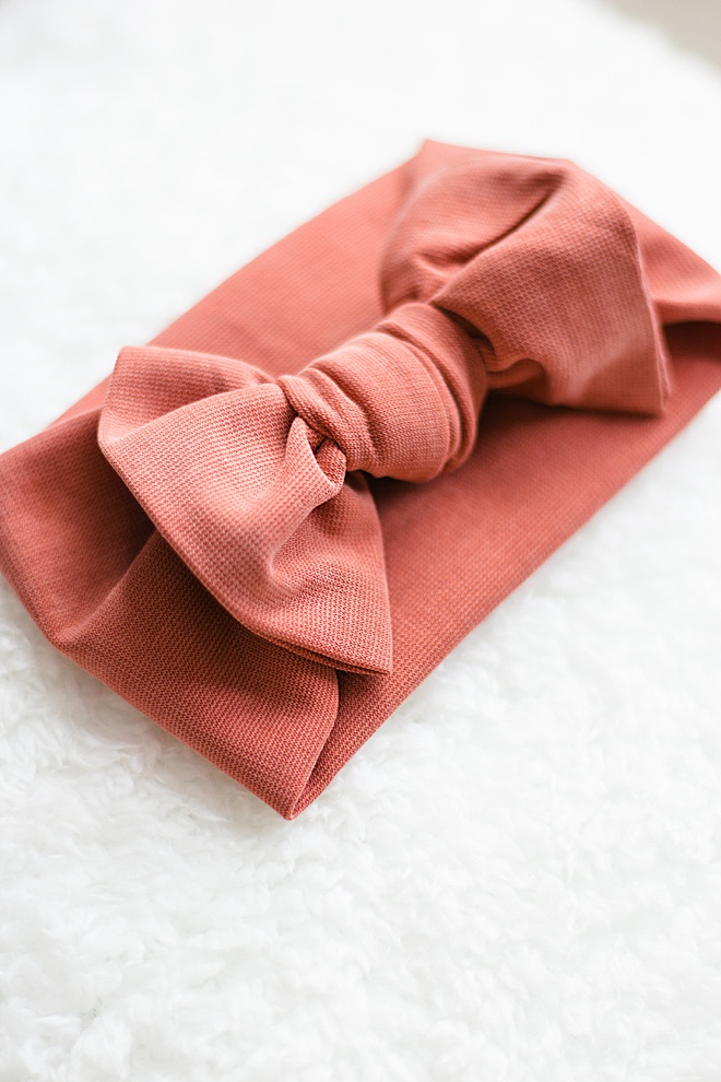 We made a super simple, no-sew tutorial for you to make these adorable bows for your baby!