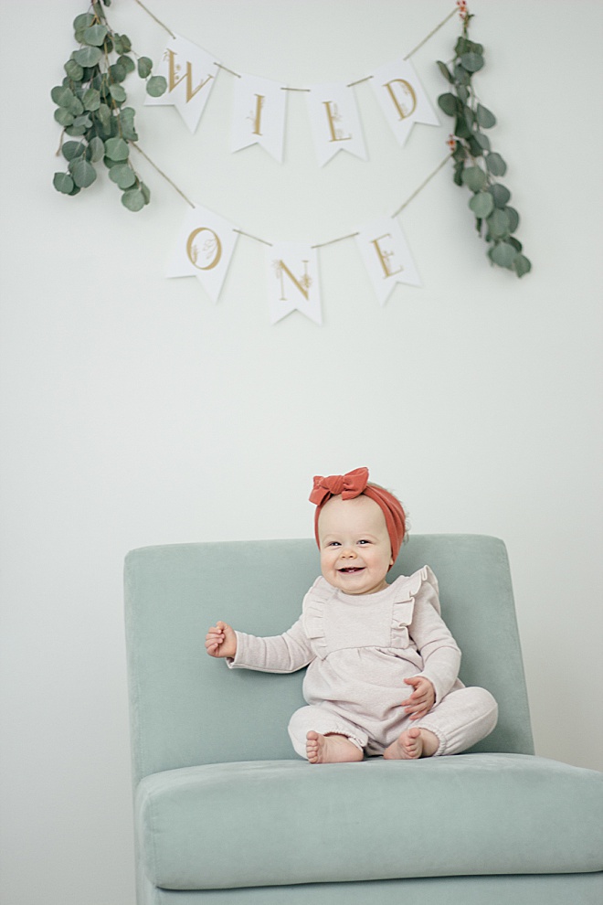 We made a super simple, no-sew tutorial for you to make these adorable bows for your baby!