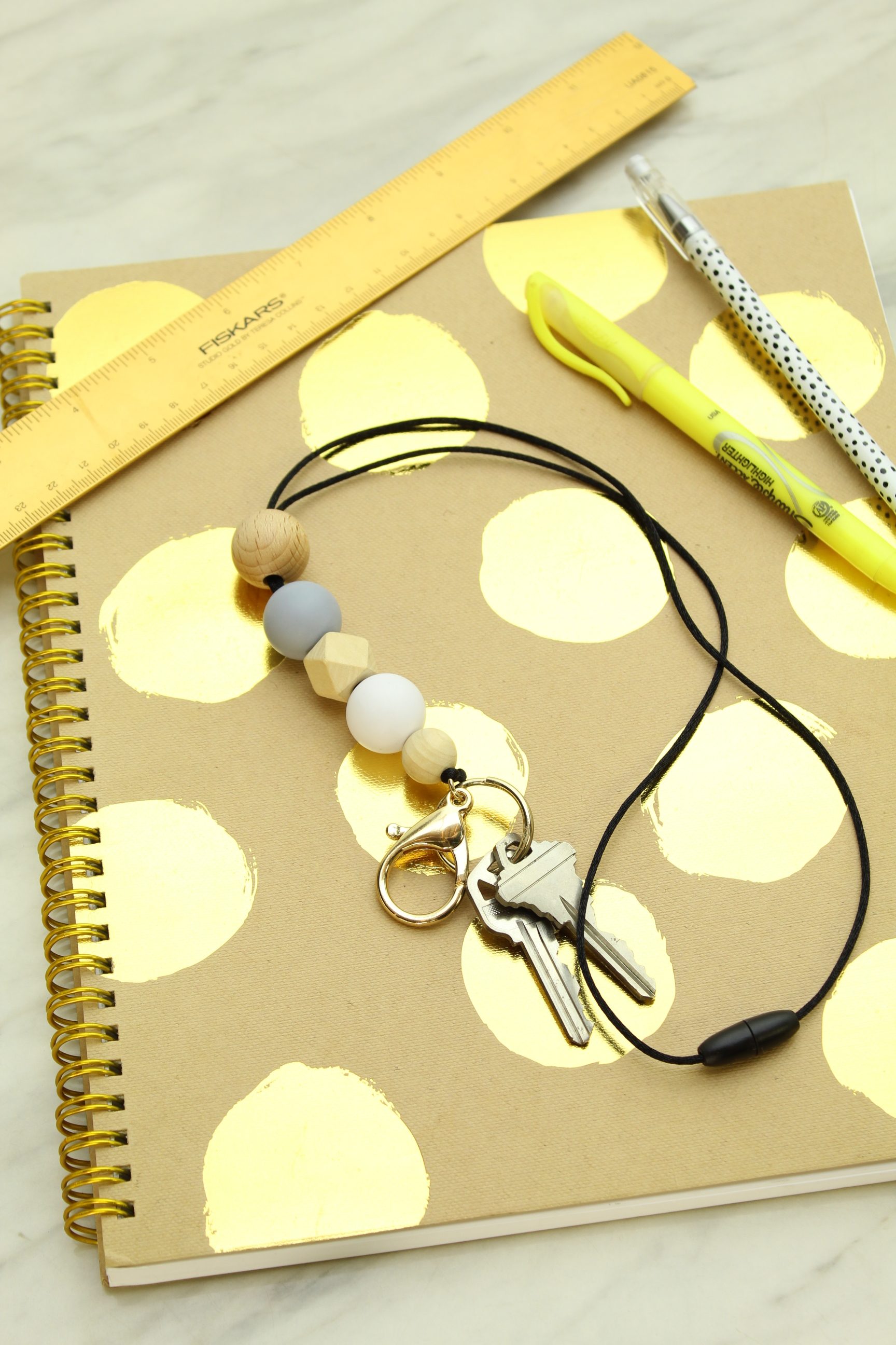 How to Make a Beaded Lanyard Badge Holder 