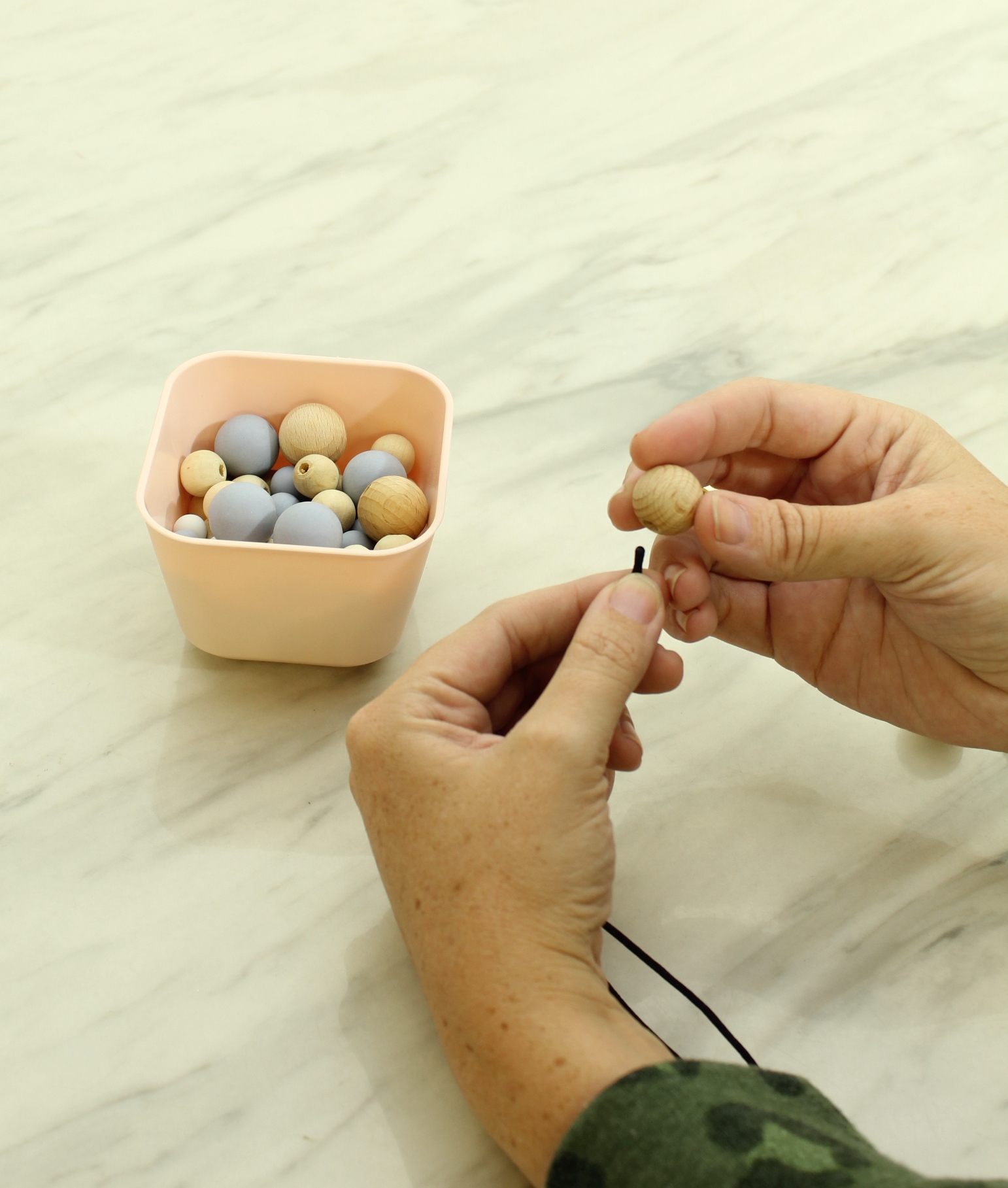 You don't want to miss this super cute and super EASY DIY Beaded Teacher Lanyard!