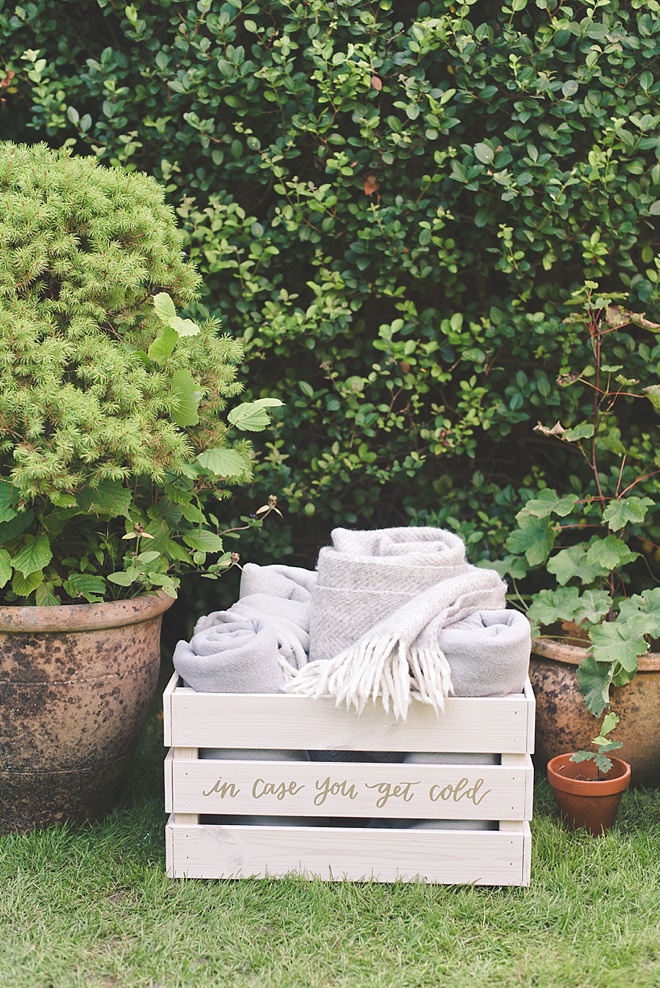 Easy DIY Wedding Blanket Box