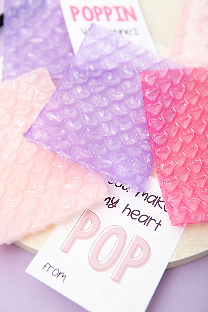 Make your own bubble wrap pouches for these Valentines!