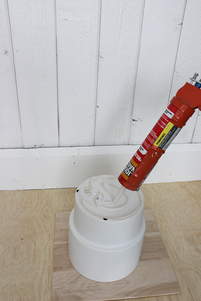 Learn how to make a DIY Plaster  side table!