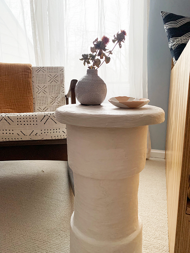 Learn how to make a DIY Plaster side table!