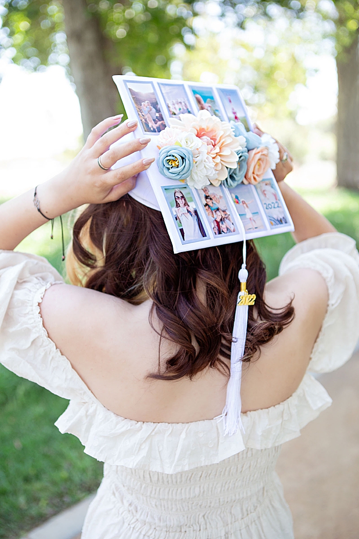 Use Canon IVY Mini Photo Printers to embellish your graduation caps!