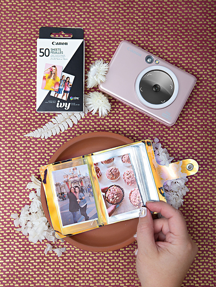 Store your Canon IVY Photo Prints in this mini photo album for 2x3 prints!