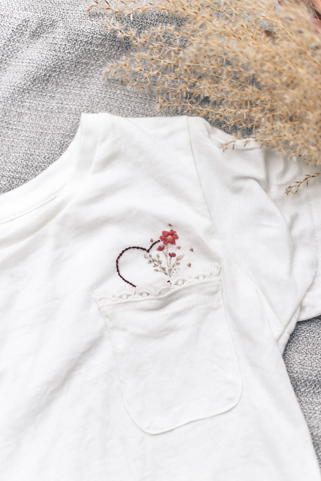 How to embroider a flower girl shirt