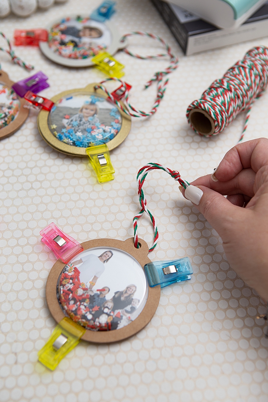 How To Make Photo Shaker Ornaments With Canon SELPHY - Something